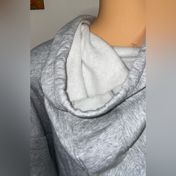 SOLD NWT UNDER ARMOUR HOODIE GRAY ULTRA SOFT COTTON BLEND FLEECE SIZE XL - Picture 10 of 10